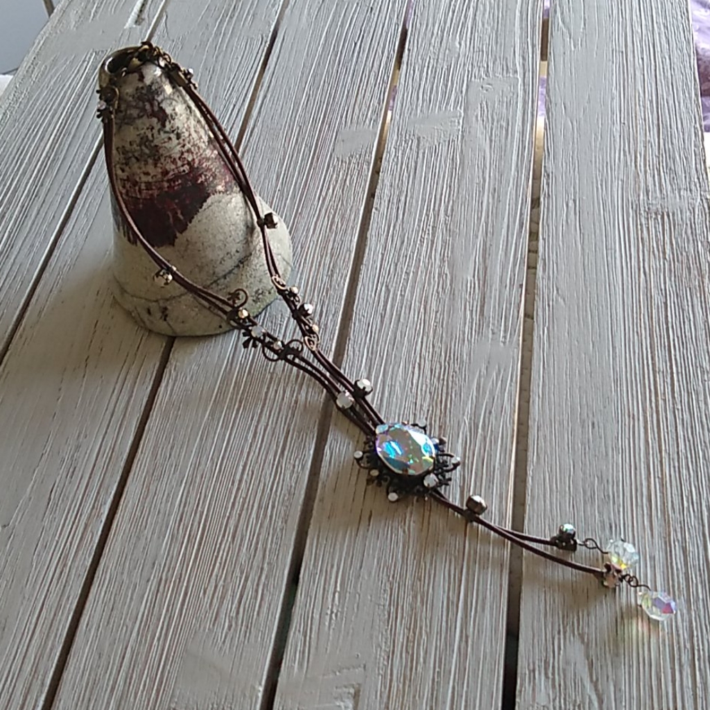 Westernstyle/Ab Swarovski Crystal/Leather Necklace